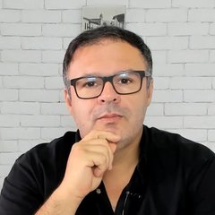 Glaucio Sousa, professor do curso A humanização de Deus