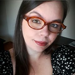Laryssa Owsiany, professoras do curso Política, Brasil e Religião